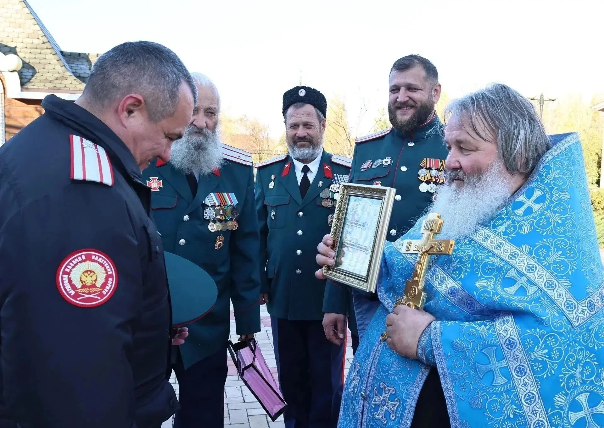 Протоиерей Сергий Рогов благословил воспитанников Бердского казачьего кадетского корпуса
